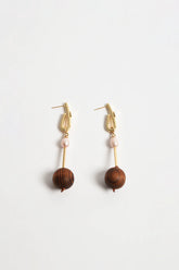 Timber Drop Freshwater Pearl Earrings – Choc/Cream