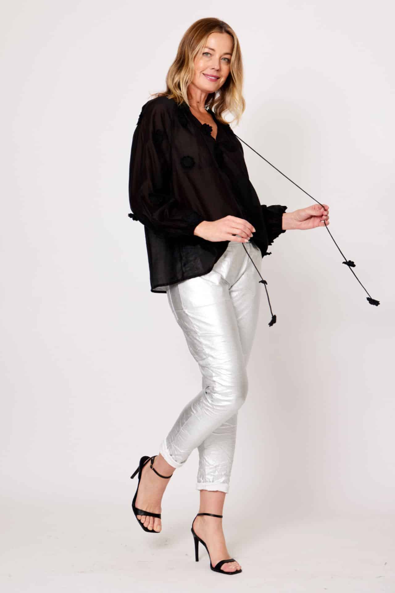 Applique Embroidery Button Shirt Black
