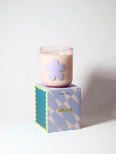 Strawberries & Cream Soy Wax Candle – 220g