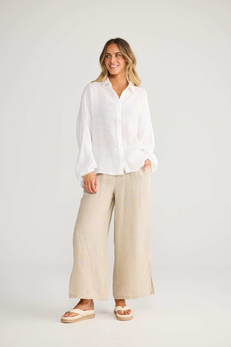 Holiday Cliffside Shirt in white, side view