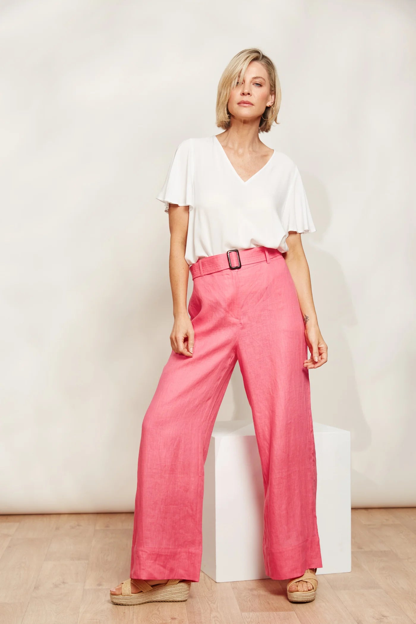 High-Waisted Linen Pants - Pink