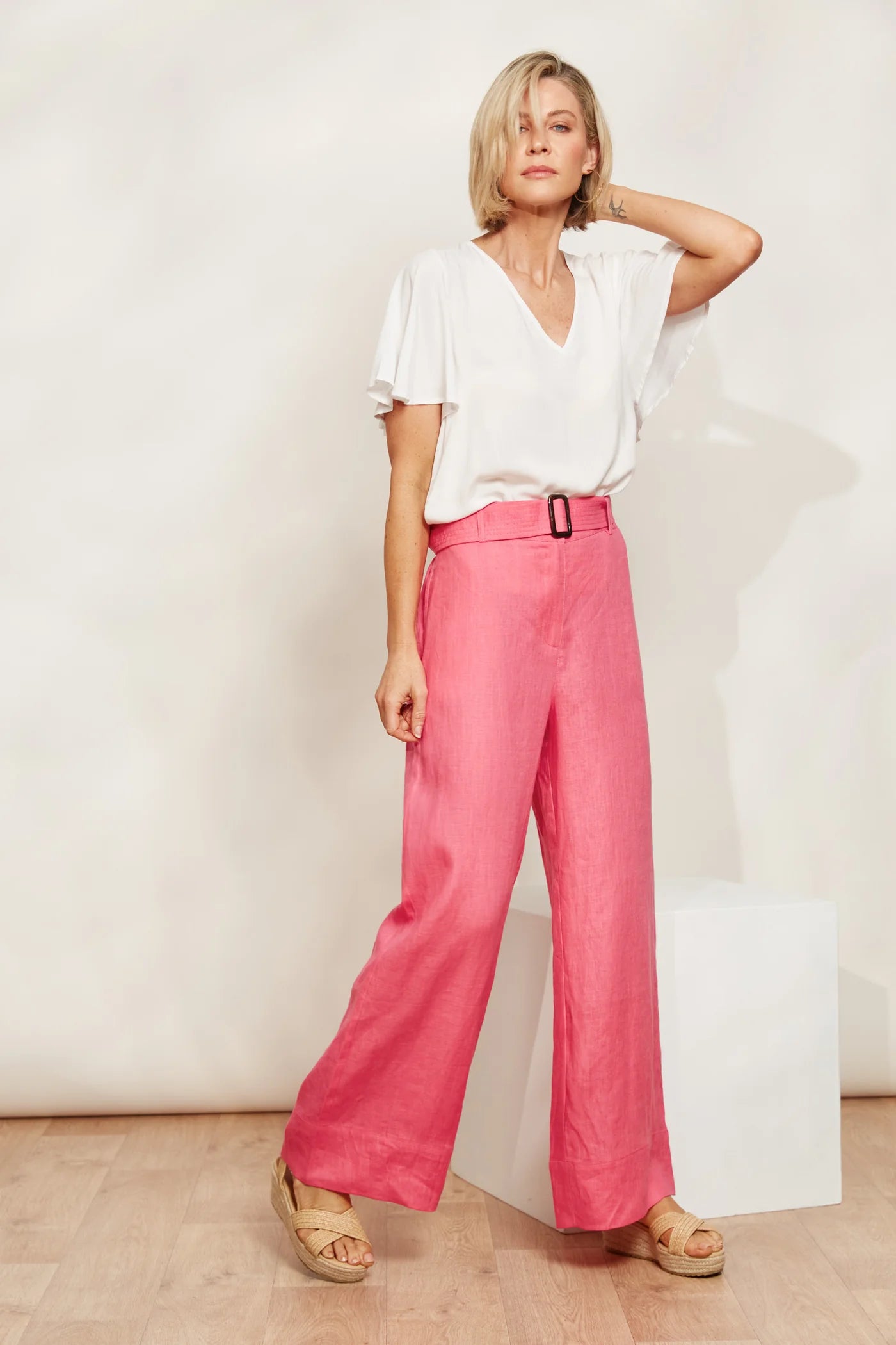 High-Waisted Linen Pants - Pink