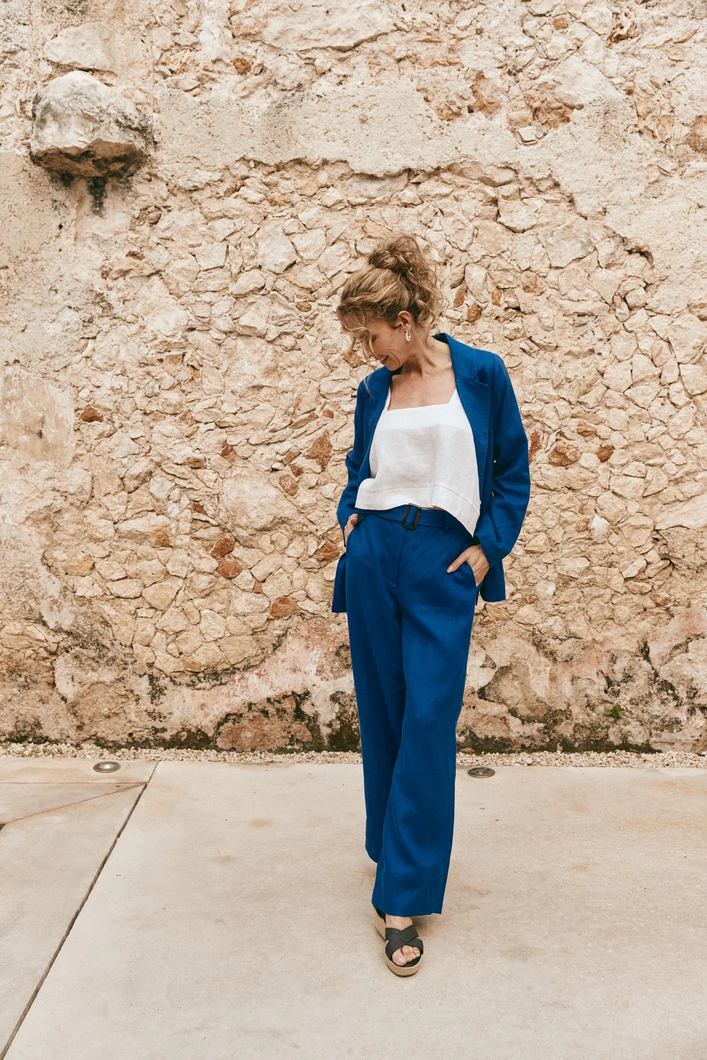 High-Waisted Linen Pants - Blue