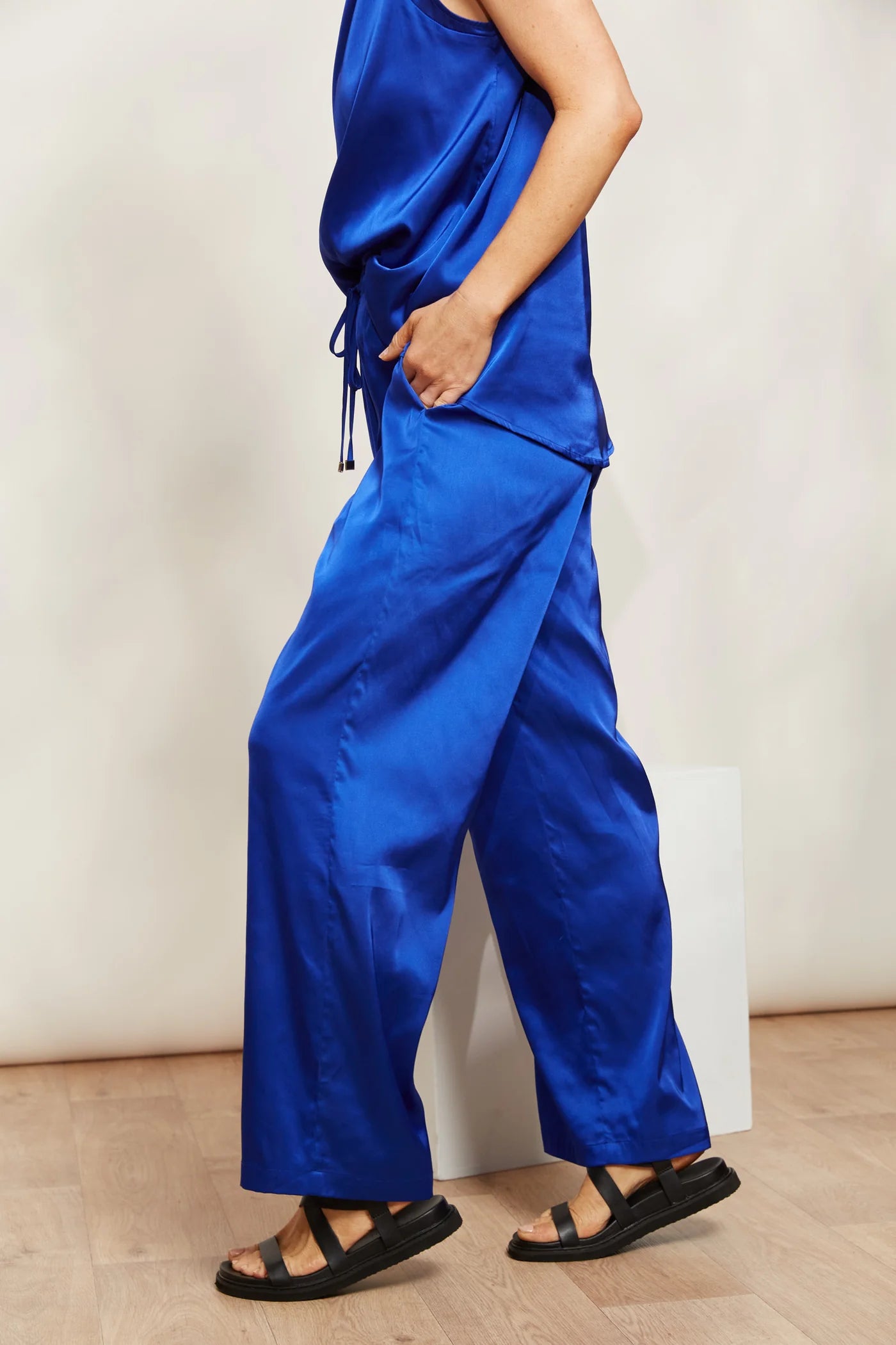 Luxe Straight-Leg Pants - Blue