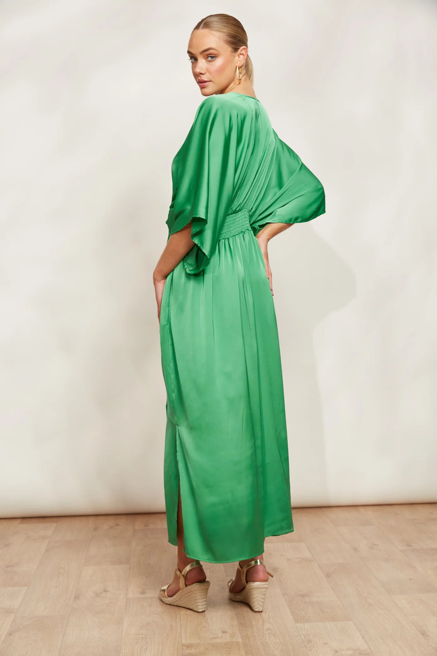 Elegant Maxi Dress - Green