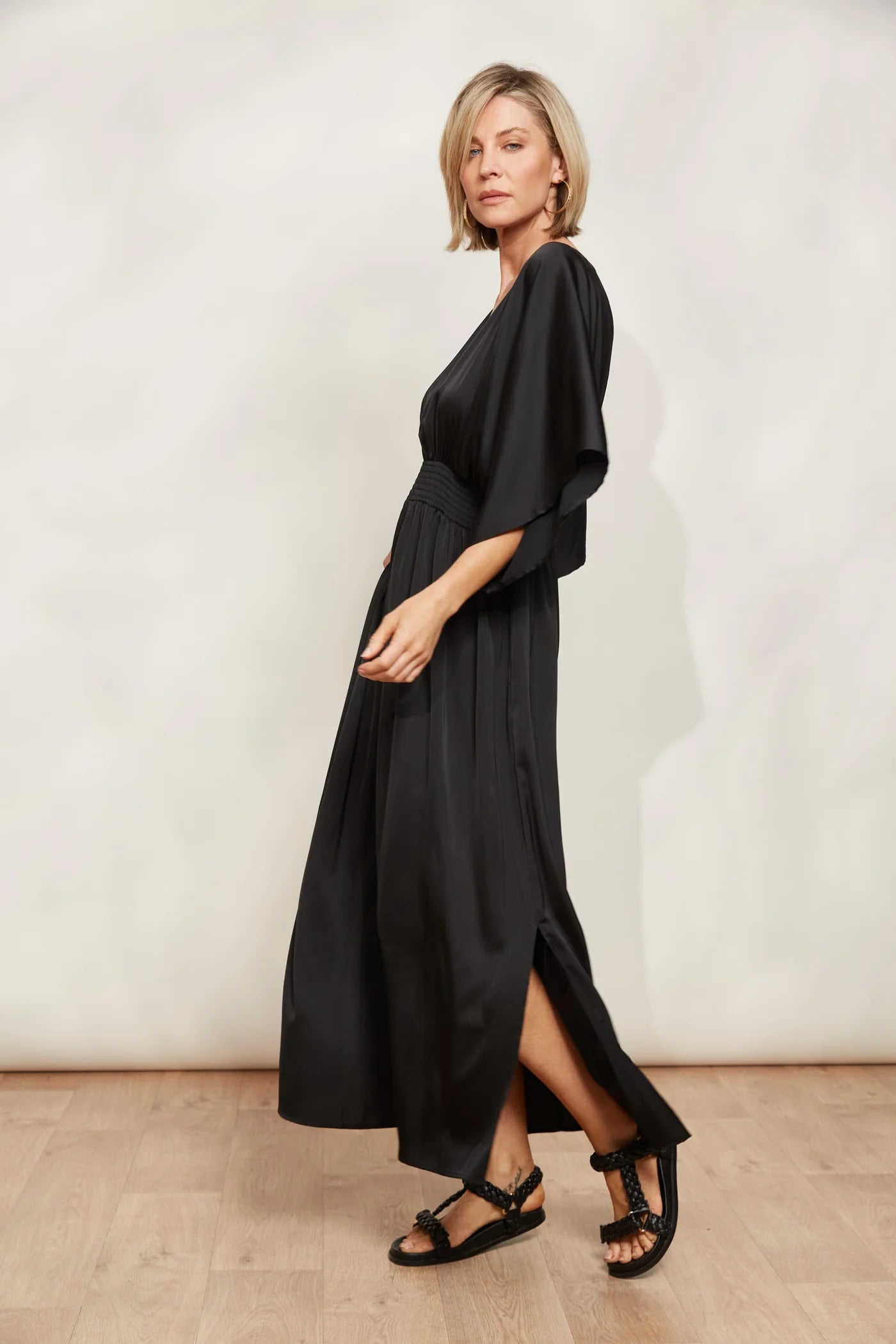 Elegant Maxi Dress - Black