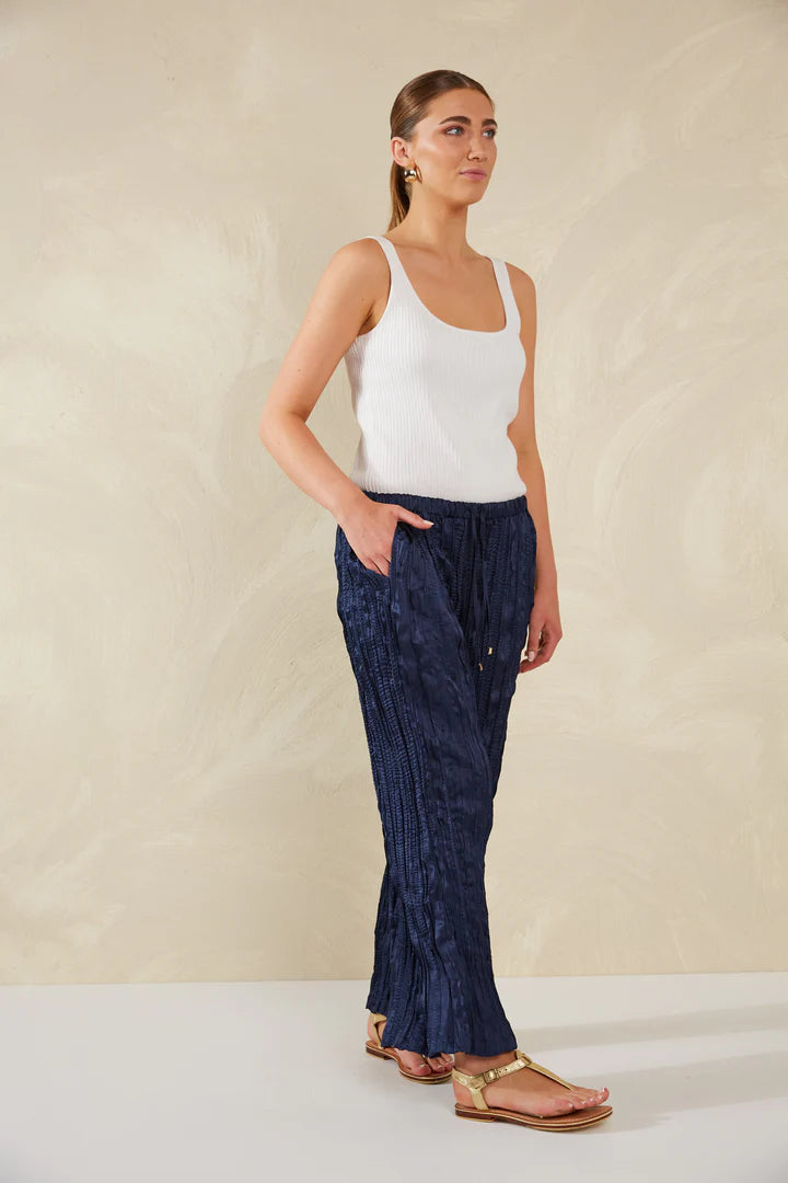 Plissé Wide-Leg Pants - Black