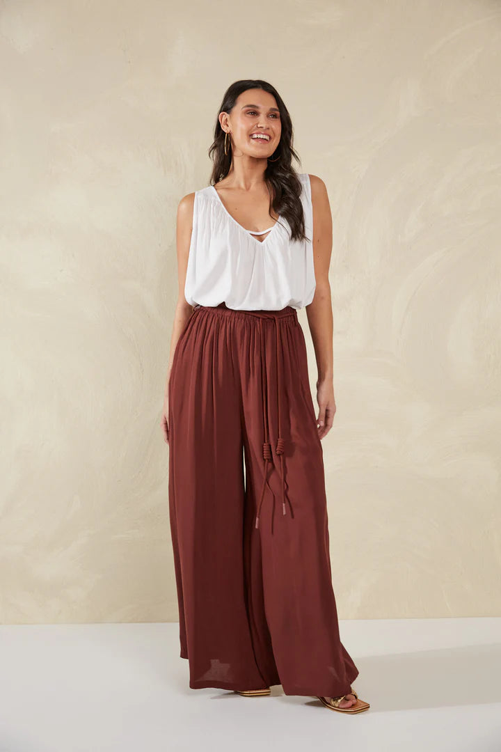 High-Waisted Wide-Leg Pants - Brown