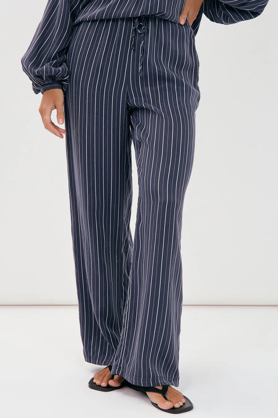 Striped Relaxed Fit Pant – Navy