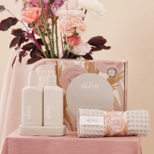Alive Kitchen Duo Gift Set A Moment To Bloom