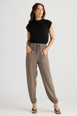 Cascade Pant – Brown