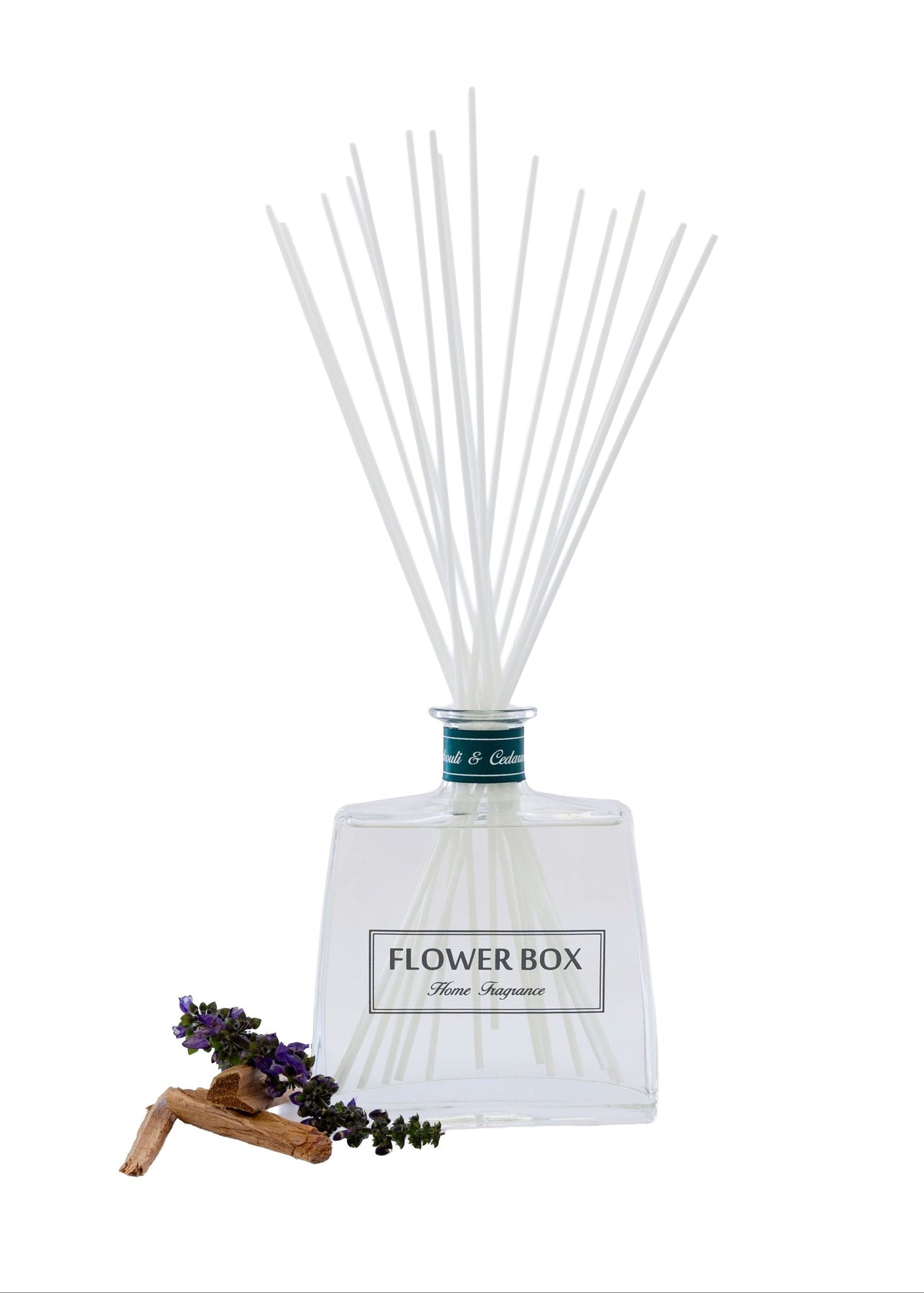 Flower Box Hallmark Diffuser Patchouli & Cedarwood 700ml limited edition Christmas fragrance