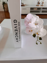 Load image into Gallery viewer, Book Box Givenchy Rose Petals