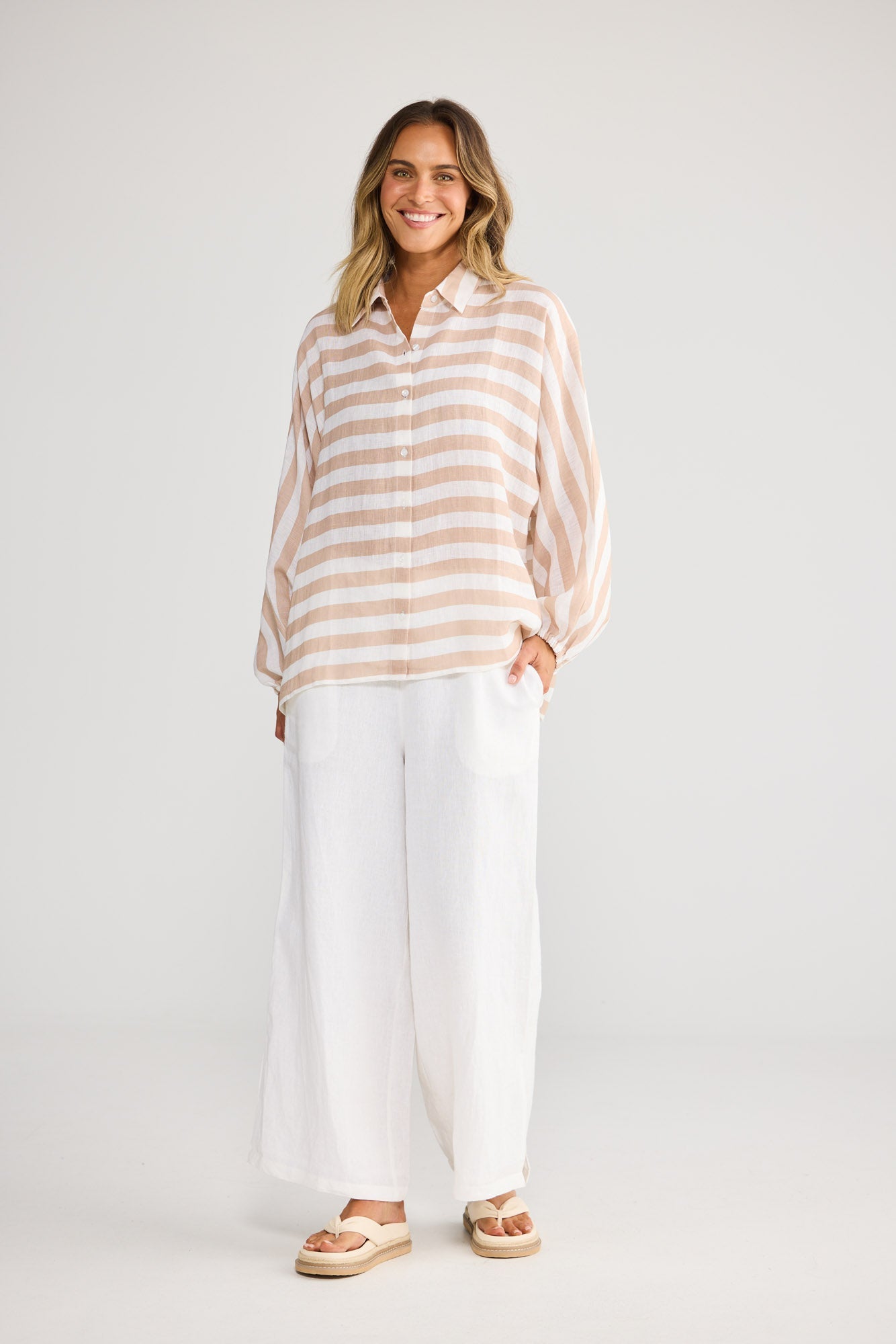 Holiday Cliffside Shirt in Natural White Stripe, side view
