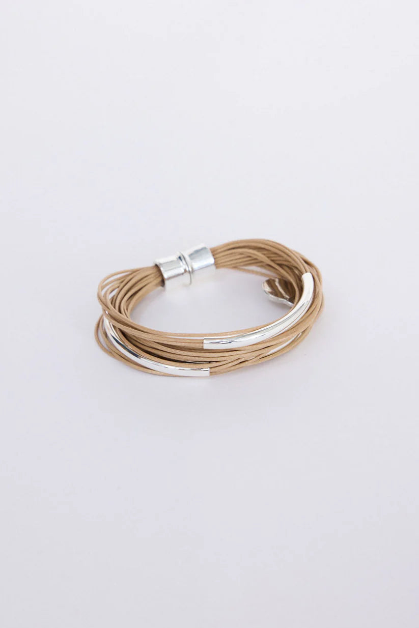 Holiday Life Shakira Bracelet - Camel