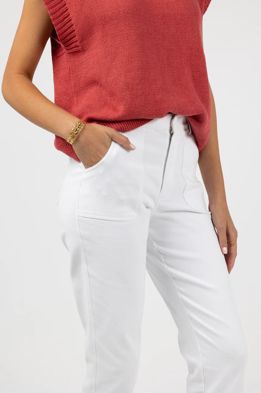 Figure-Flattering Chino Pants - White