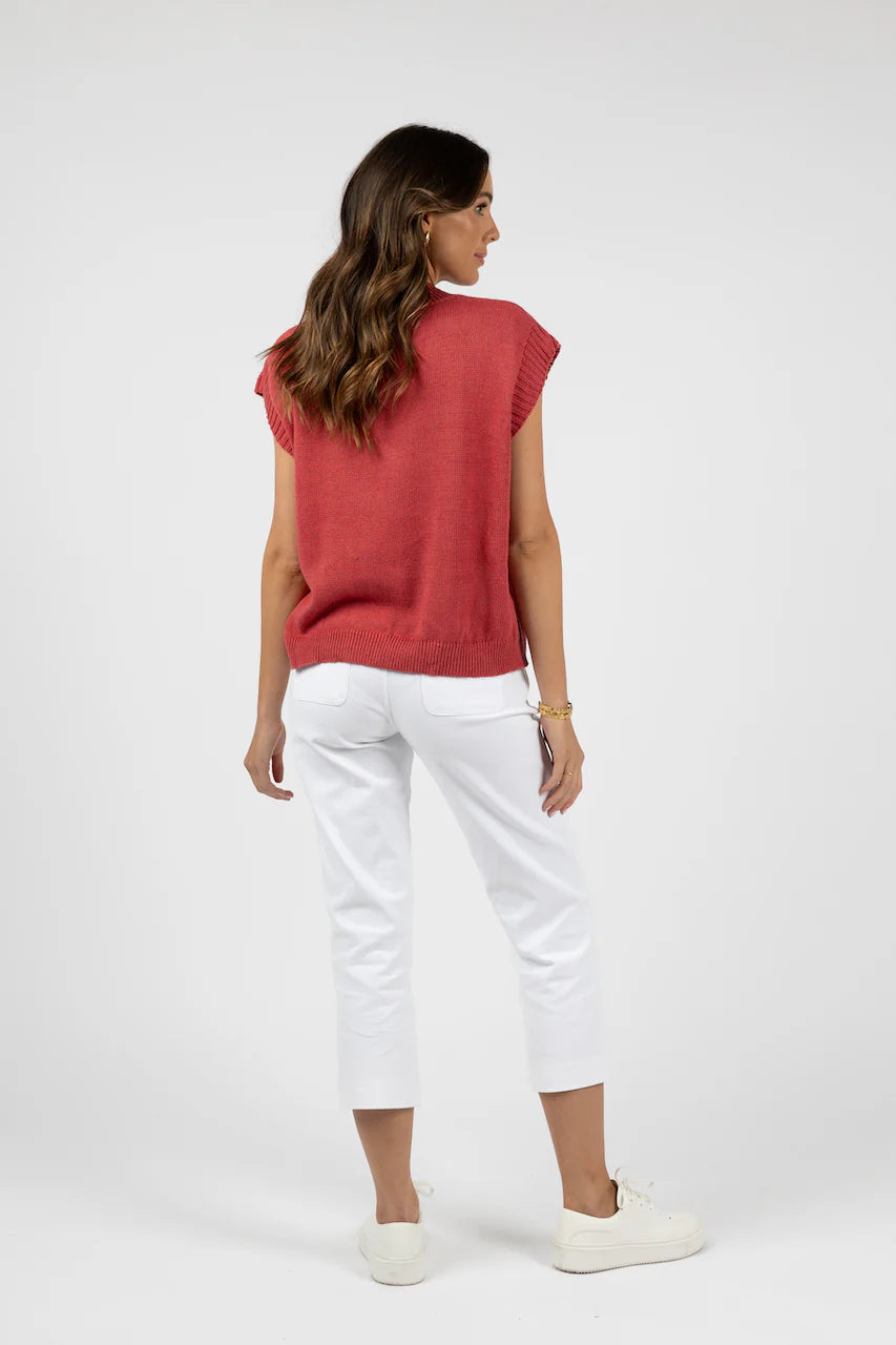 Figure-Flattering Chino Pants - White