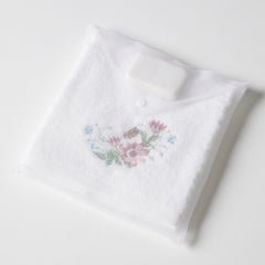 Jardin Hand Towel & French Pear & Vanilla Soap Set