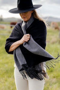 Merino Wool Wrap Black/Grey
