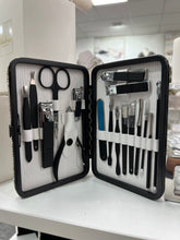 Load image into Gallery viewer, Bling Manicure Set