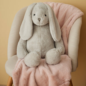 Jiggle & Giggle Muse Faux Fur Baby Blanket Dusty Pink