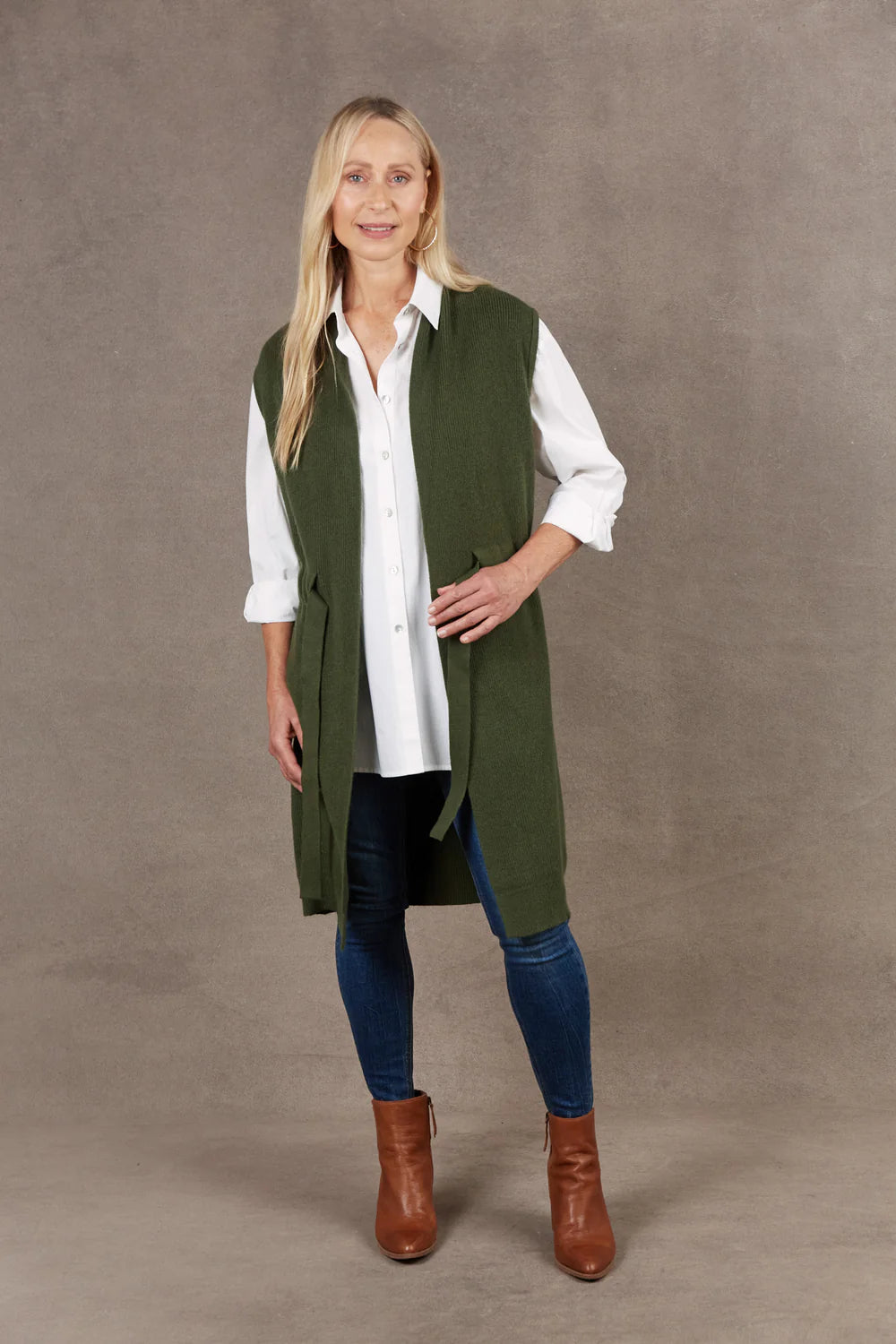 Nawi Vest Olive