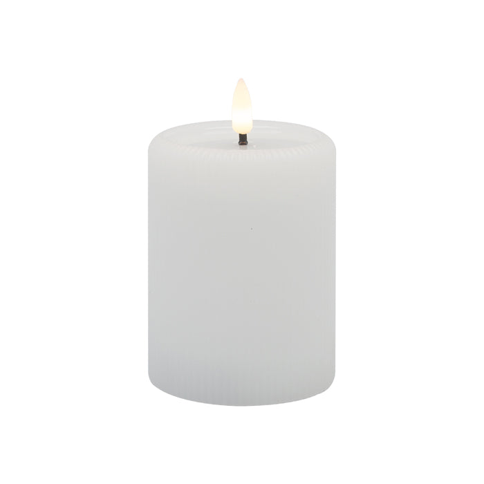 Aura LED Ribbed Candle – Medium