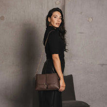 Load image into Gallery viewer, Black Caviar Sarafina Shoulder Bag Chocolate