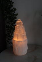 Load image into Gallery viewer, Selenite Lamp 20cm