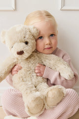 Snuggle Bunnies – Theo the Bear