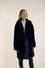 Load image into Gallery viewer, Two T&#39;s Fur Coat With Collar Black