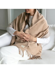 DEMDACO Camel Giving Wrap