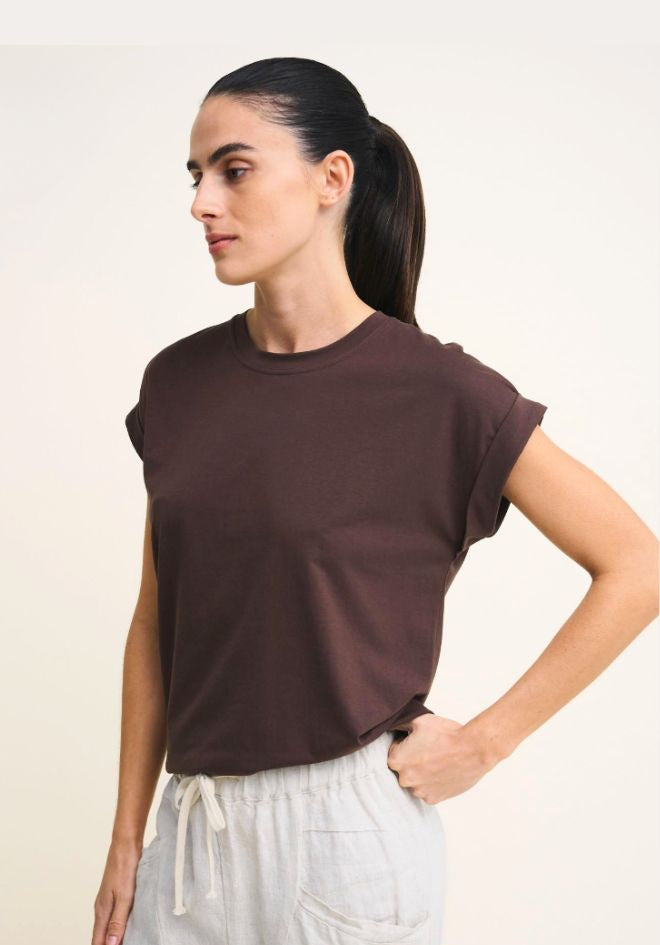 Little Lies Rhodes Tee in Chocolate