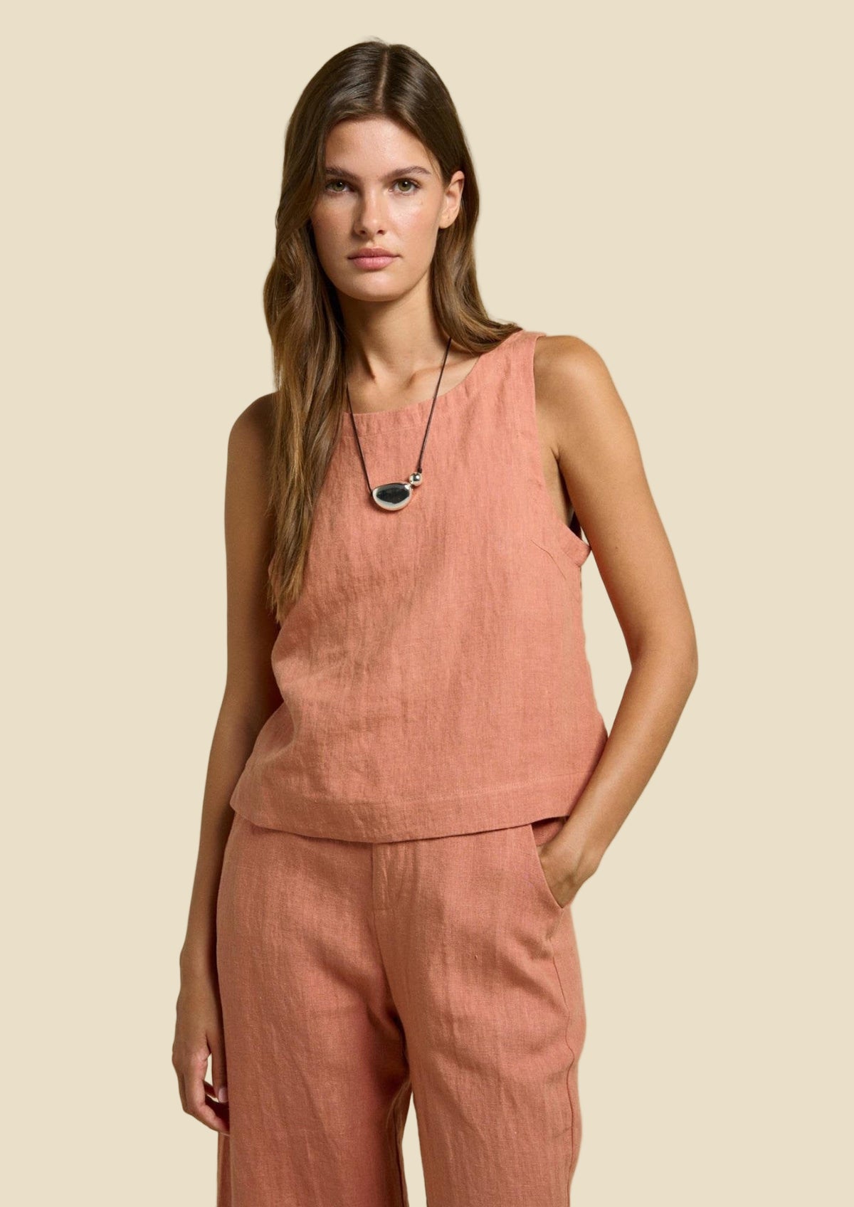 Little Lies Jude Linen Top – Coral