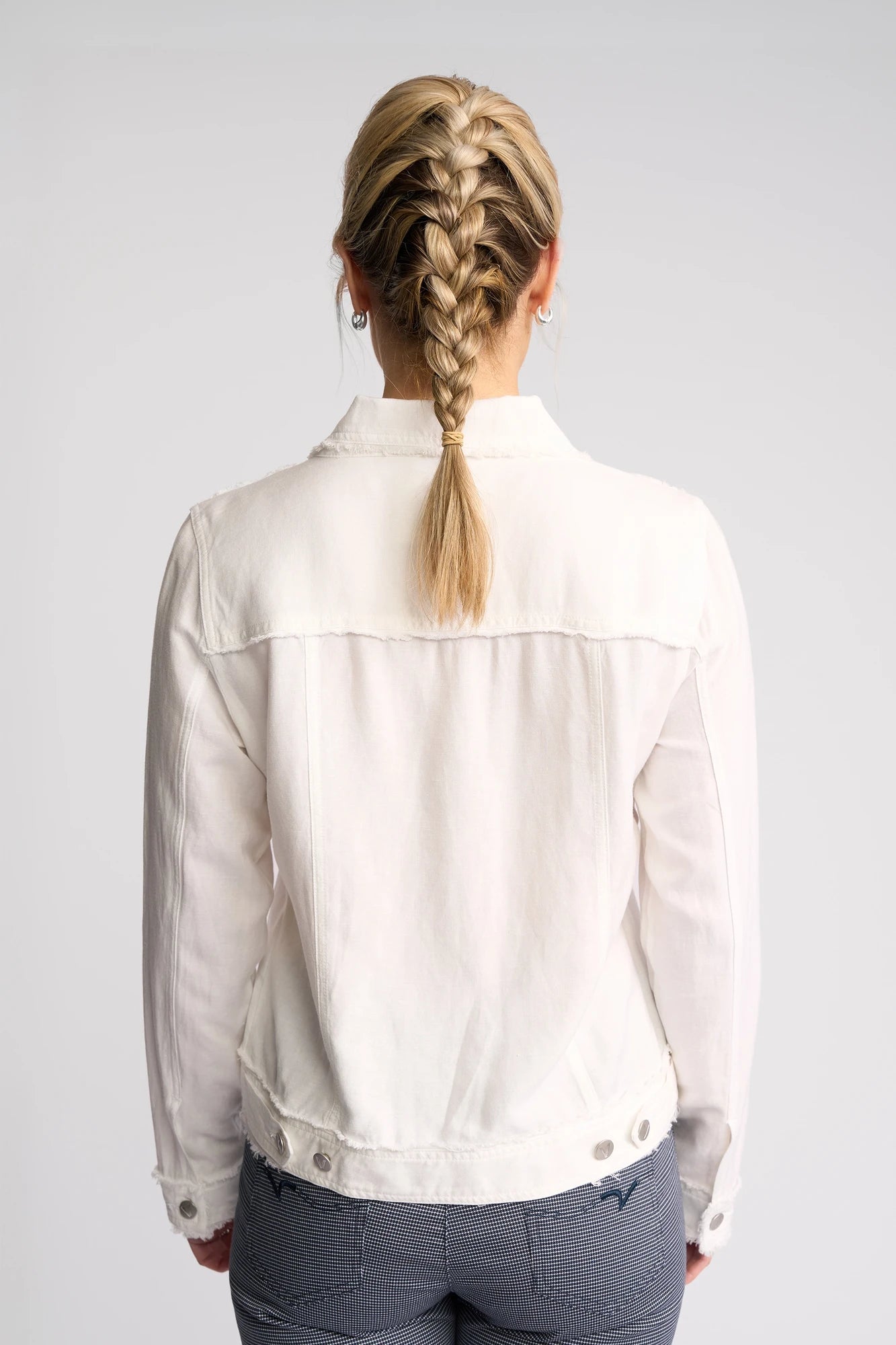 Vassalli Aura Jacket in White detail view