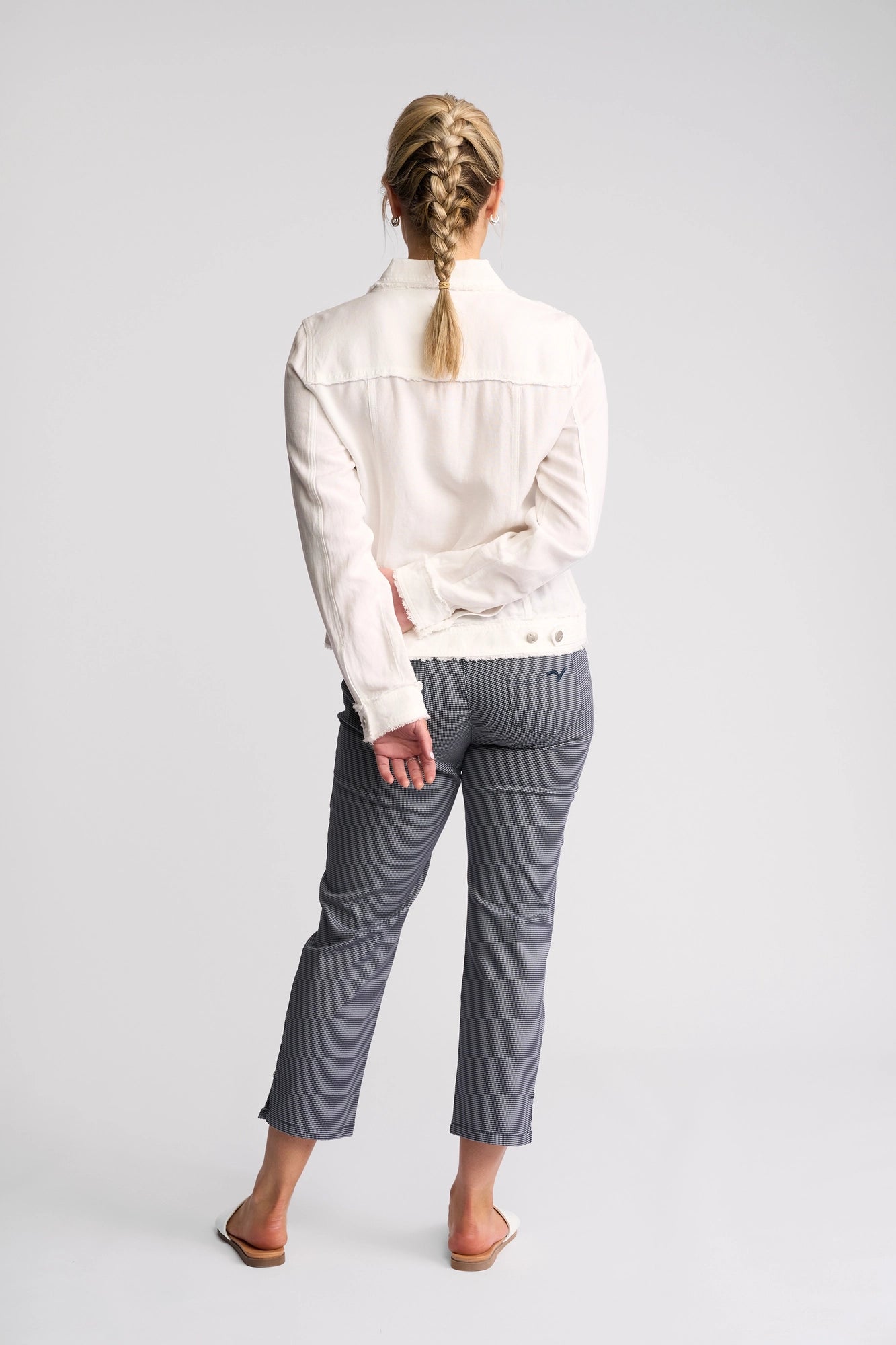 Vassalli Aura Jacket in White back view
