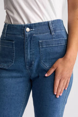 Vassalli Daily Jean in Blue Hue Denim detail view