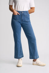Vassalli Daily Jean in Blue Hue Denim front view