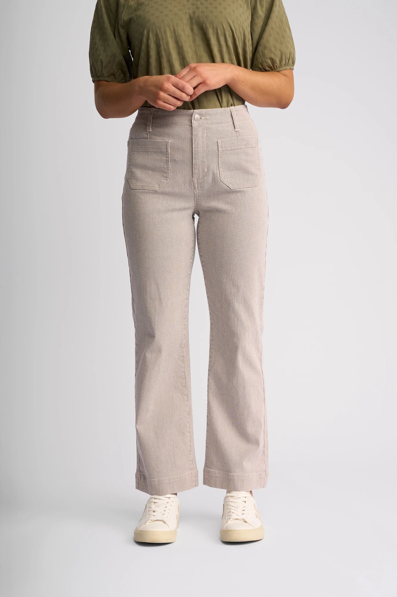 Vassalli Daily Jean in Ecru Stripe Denim styled shot