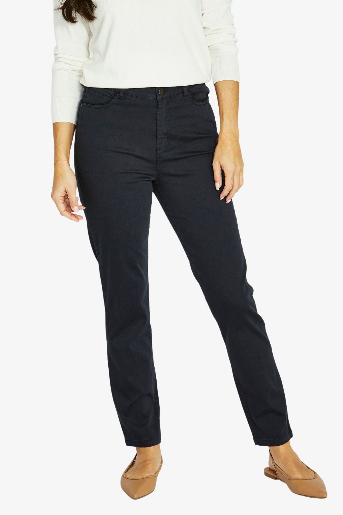 Jump Luxury Pocket Trim Jean in Navy - model front view