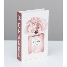 Load image into Gallery viewer, Book Box Chanel No 5 Flower